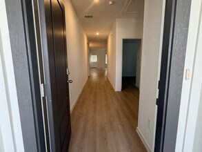 523 Robin Ct in Angleton, TX - Building Photo - Building Photo