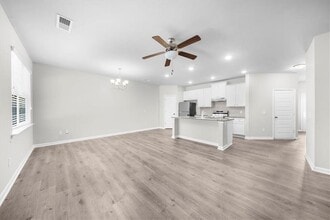 210 Vickery Ln in Calhoun, GA - Building Photo - Building Photo