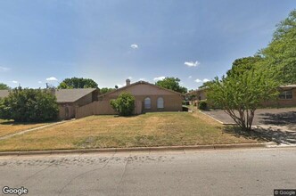 4713 Diaz Avenue in Fort Worth, TX - Foto de edificio - Building Photo