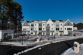 Legacy 168 in Chesapeake, VA - Building Photo - Building Photo