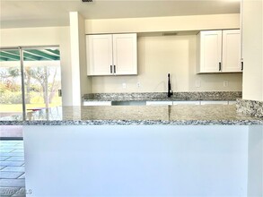 800 Willow Dr in Lehigh Acres, FL - Building Photo - Building Photo