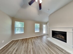 2544 Taos Dr in Grand Prairie, TX - Building Photo - Building Photo
