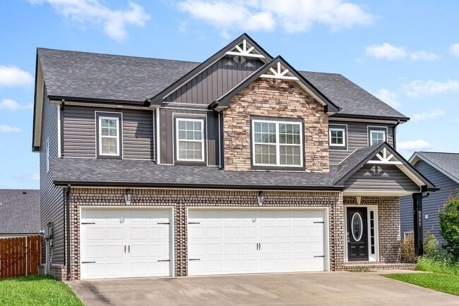 3755 Windmill Dr in Clarksville, TN - Foto de edificio - Building Photo