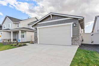 6235 W Fireline St in Meridian, ID - Building Photo - Building Photo