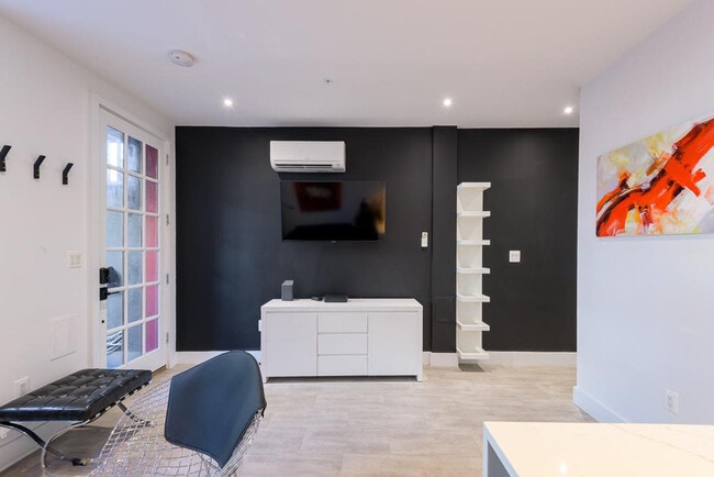 1804 S St NW in Washington, DC - Building Photo - Building Photo