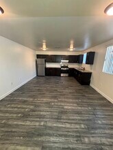 457 E 30th St in Los Angeles, CA - Foto de edificio - Building Photo