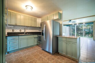 95-227-227 Waikalani Dr in Mililani, HI - Foto de edificio - Building Photo