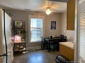 67 Long Hill Ave in Shelton, CT - Building Photo - Building Photo