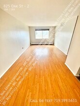 825 Oak St in Lakewood, CO - Building Photo - Building Photo