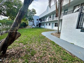 1925 Madison St in Hollywood, FL - Building Photo - Building Photo