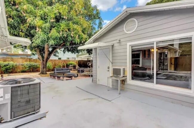 property at 107 SW 2nd Ave