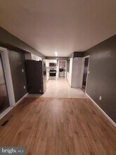 12 Hasting Ln in Willingboro, NJ - Building Photo - Building Photo