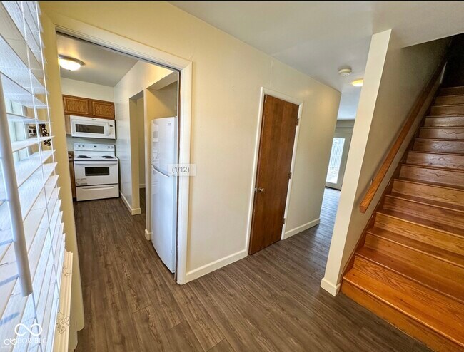property at 601 E Washington St