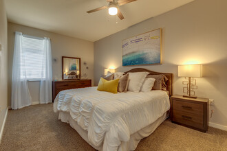 Liberty Creek Village in Oklahoma City, OK - Building Photo - Interior Photo