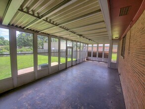 1310 E Independence St in Shawnee, OK - Building Photo - Building Photo