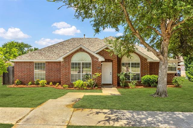 property at 2140 Teal Ct
