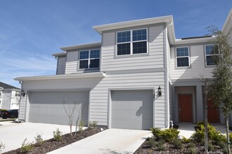 2539 Bright Jewel St in Kissimmee, FL - Foto de edificio - Building Photo