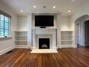 373 Hillside Ave in Charlotte, NC - Building Photo - Building Photo
