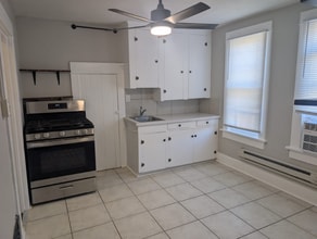 3827 S 48th St in Lincoln, NE - Foto de edificio - Building Photo