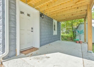 324 Summit Ave in Ellwood City, PA - Building Photo - Building Photo