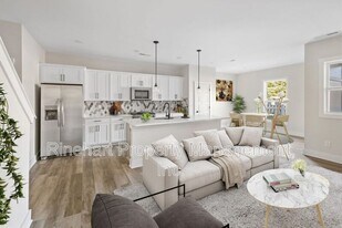 380 Ginsberg Rd in Rock Hill, SC - Building Photo