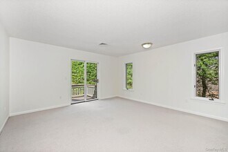 750 C Heritage Hls in Somers, NY - Building Photo - Building Photo