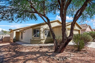 4663 S Valley Rd in Tucson, AZ - Building Photo - Building Photo