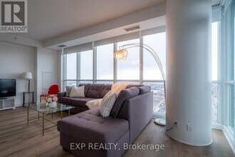 3985-3985 Grand Park Dr in Mississauga, ON - Building Photo - Building Photo
