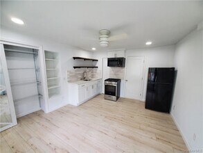 11 Franklin Ave in Pearl River, NY - Building Photo - Building Photo