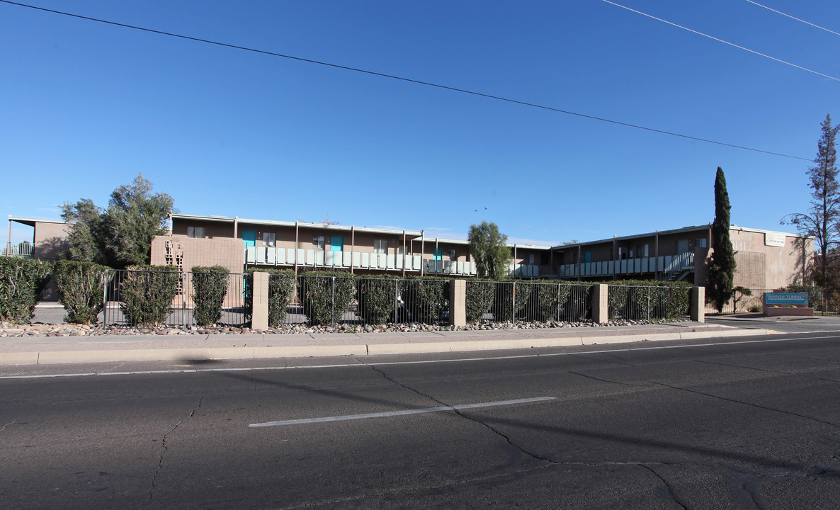 Avalon Terrace Apartments in Tucson, AZ - Building Photo