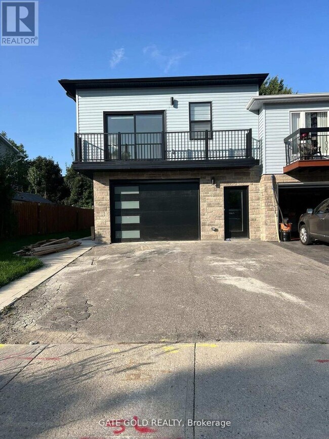 property at 14 Glenridge Rd