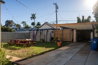 2431 Walgrove Ave in Los Angeles, CA - Building Photo - Building Photo