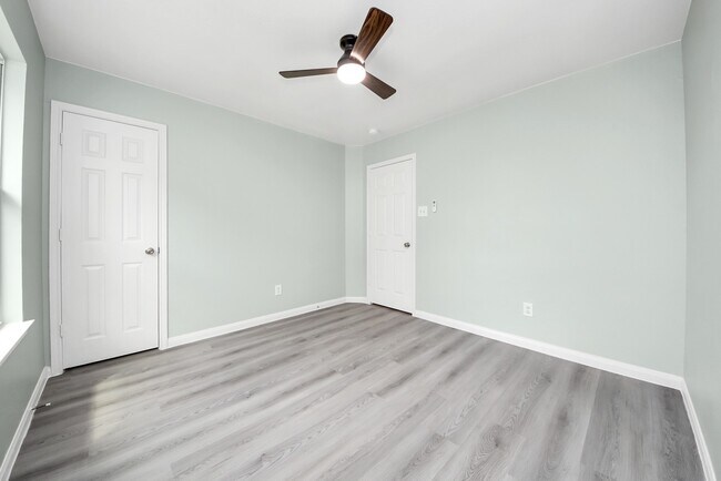 property at 882 Darbydale Crossing Ln