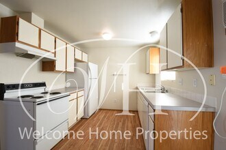 420 SE 6th St in College Place, WA - Building Photo - Building Photo