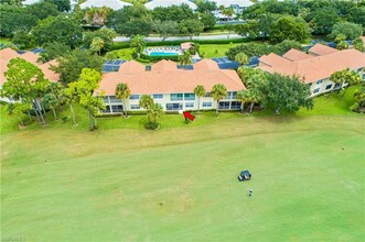 2264 Ashton Oaks Ln in Naples, FL - Foto de edificio - Building Photo