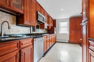 6010 JFK Blvd E in West New York, NJ - Building Photo - Building Photo