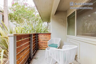 234 Escuela Ave in Mountain View, CA - Foto de edificio - Building Photo