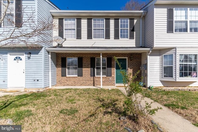 property at 17 Shelton Ct