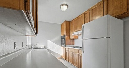 197 Woodbridge Ave in Yuba City, CA - Building Photo - Building Photo