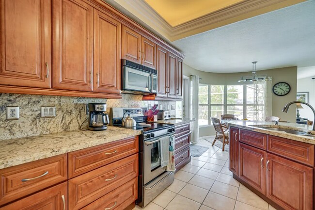 5334 Skyline Blvd in Cape Coral, FL - Building Photo - Building Photo