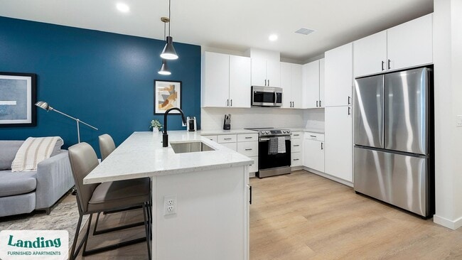 955 Bannock St, Unit 711 in Denver, CO - Building Photo - Building Photo