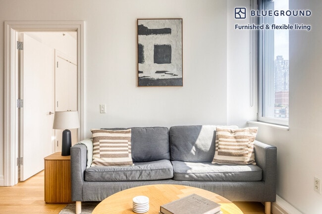 550 W 54th St, Unit SI FL27-ID1905 in New York, NY - Building Photo - Building Photo