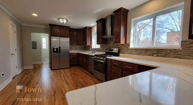 5346 N Francisco Ave, Unit 1 in Chicago, IL - Foto de edificio - Building Photo
