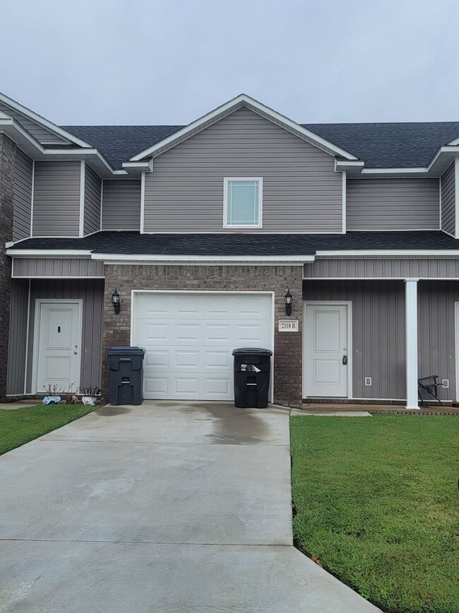 property at 2118 Ingalls Ln