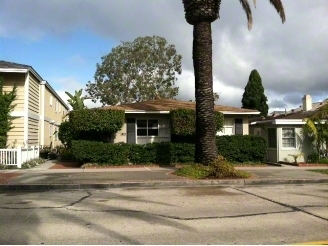 311 Marguerite Ave in Corona Del Mar, CA - Foto de edificio