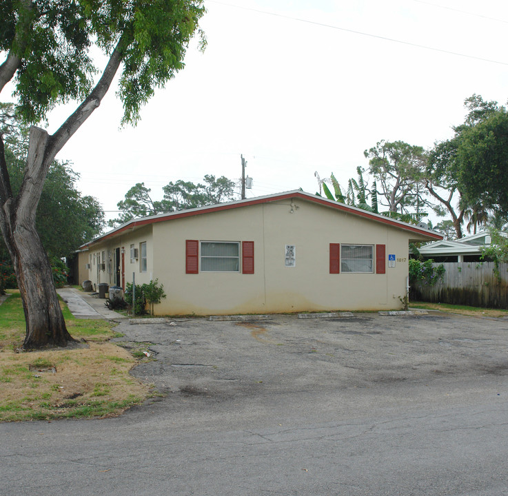 1817-1825 SW 10th Ct in Fort Lauderdale, FL - Building Photo