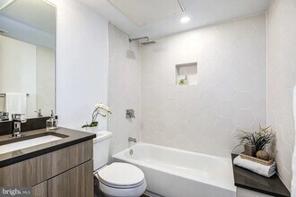 1018 Bryant St NE in Washington, DC - Building Photo - Building Photo