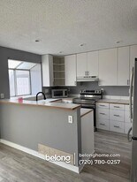 17158 E Whitaker Dr, Unit D in Aurora, CO - Building Photo