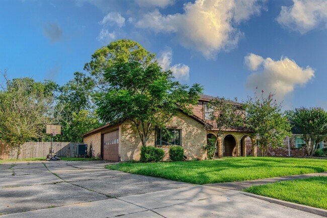 1027 Montour Dr in Houston, TX - Building Photo - Building Photo