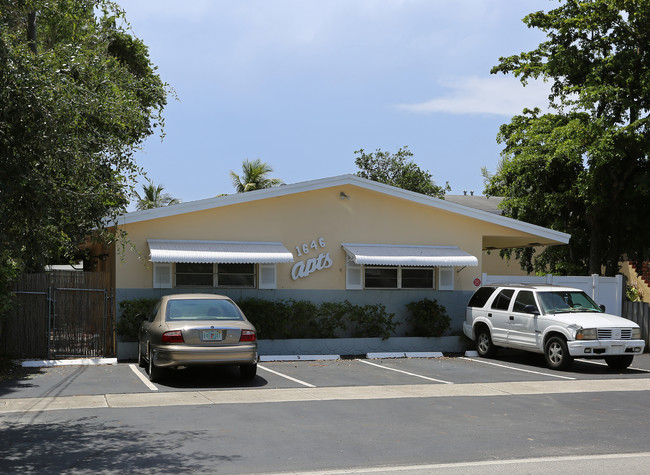 1646 Apartments in Fort Lauderdale, FL - Building Photo - Building Photo